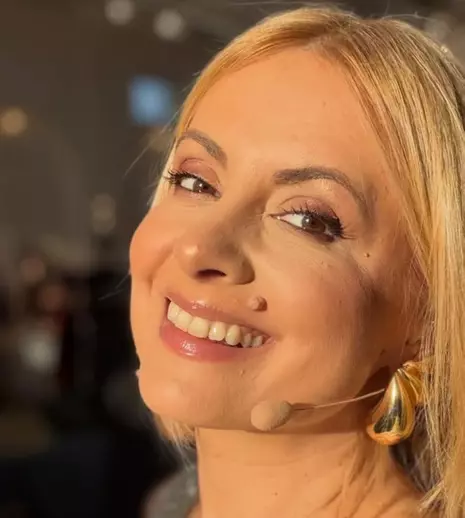 Simona Gherghe a dat lovitura în bucătărie. Prezentatoarea Antena 1 a făcut primii cozonaci: „Sunt leșinată de mândrie”