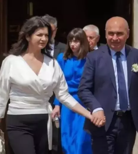Ioana Fâșie, venituri uluitoare la SJU Oradea! Ce salariu și ce sporuri de pericol încasează partenera lui Ilie Bolojan
