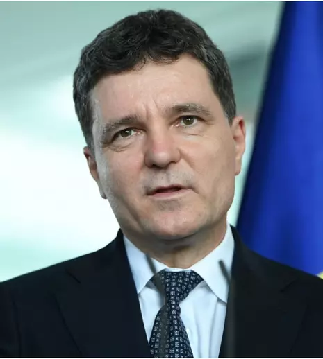 Nicușor Dan nu are televizor în casă și a stabilit reguli stricte pentru copii: „E bine să ne uităm la ce spun specialiștii”