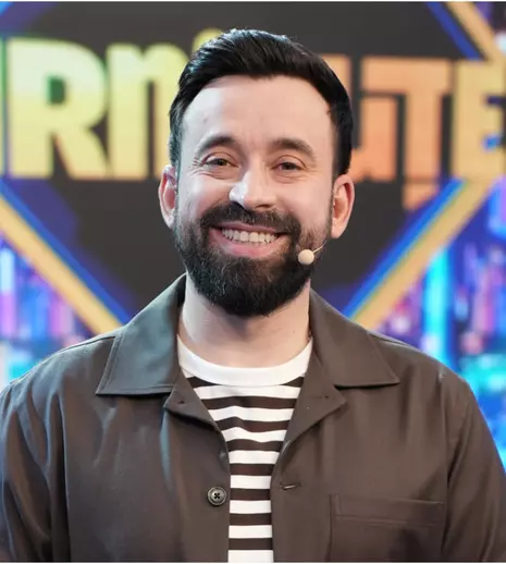 Oase, co-prezentator în noul show „Furnicuțele” de la Antena 1. Ce rol are în emisiunea lui Denise Rifai