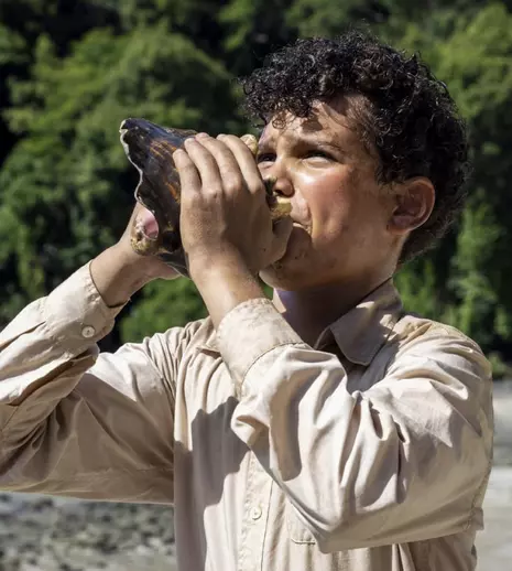Premieră absolută la HBO: Romanul „Împăratul muștelor”, transformat în serial! Ce vedem la TV între 18 și 24 mai