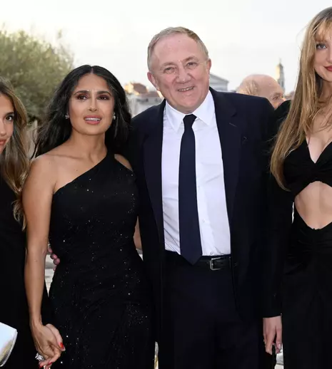 Fiica vitregă a Salmei Hayek a eclipsat totul la Veneția: Cum arată Mathilde, tânăra de 25 de ani care a atras toate privirile