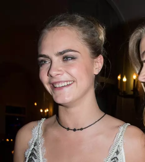 Zvonul de acum 10 ani a fost confirmat! Cara Delevingne recunoaște relația amoroasă cu Amber Heard: „Johnny Depp era înnebunit de gelozie”