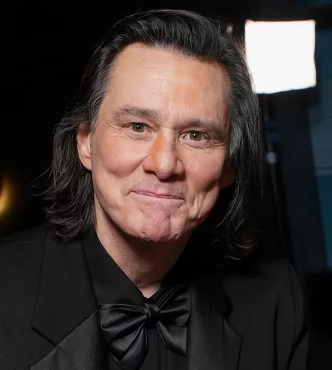 Jim Carrey s-a căsătorit cu Min Ah, după apariția-surpriză de la Paris. „Sublima mea companie”. Cum arată soția actorului