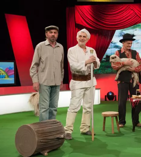 Distractis revine la TVR cu „Dependenţi de comedie”