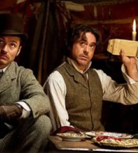 Sherlock Holmes: Jocul umbrelor