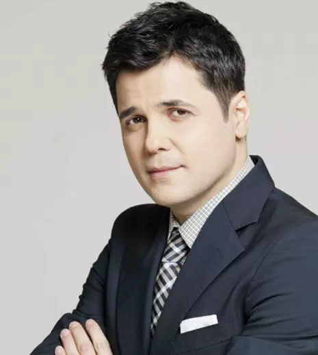 Cove s-a întors din vacanţă cu peste douăzeci de pachete cu baclava