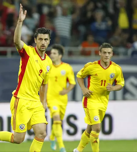 Diseară, naţionala joacă un amical cu Slovacia
