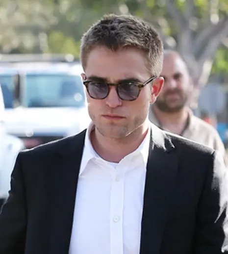 Robert Pattinson: "Nu simt nevoia să iert"