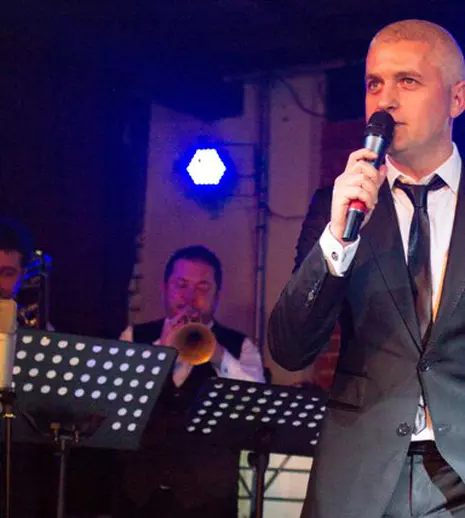 Virgil Ianţu a lansat videoclipul piesei "Ce bine că eşti"