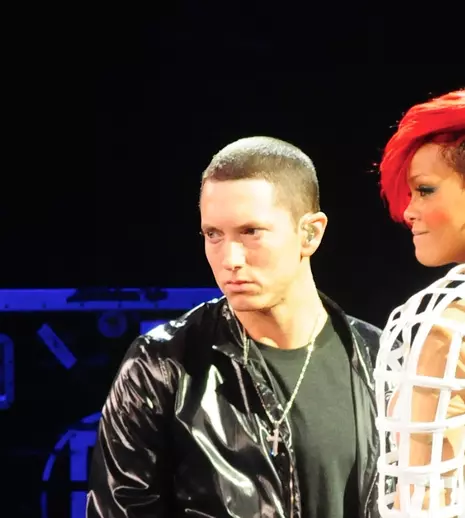Rihanna abia aşteaptă să plece în turneu cu Eminem