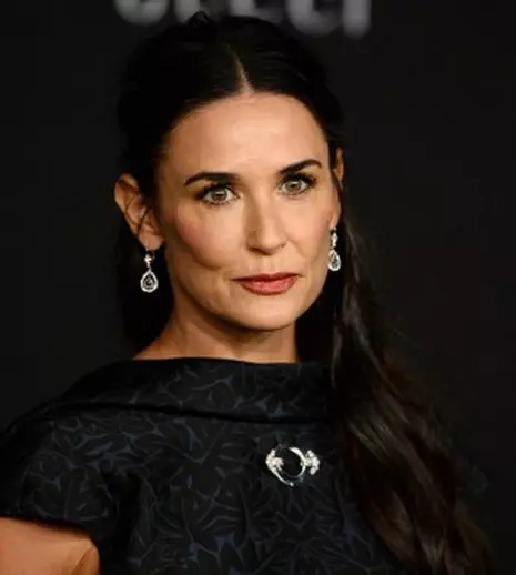 Demi Moore, dezvăluiri „dureros de sincere” despre divorț și dependența de droguri în cartea sa autobiografică