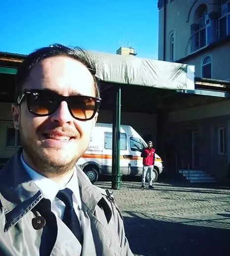 Şerban Copoţ, prezentatorul „iUmor”, a devenit din nou tată
