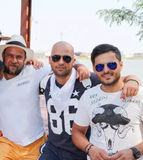 FOTO. Cosmin Seleși și Andrei Ștefănescu, alături de Nea Mărin în prima ediție ”Poftiți la muncă”