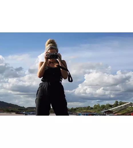FOTO. Kate Hudson explorează Cambodgia alături de noul ei iubit