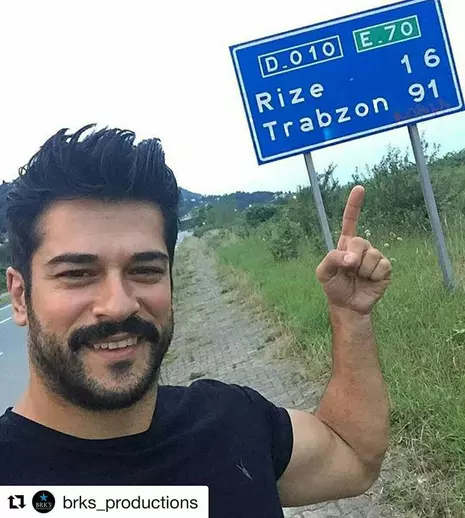 FOTO. Prin ce zone a mai ajuns Burak Özçivit cu filmările la „Kardeșim benim 2”