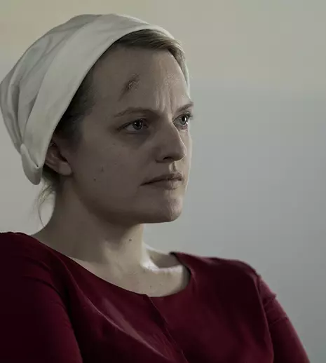 „Povestea slujitoarei” continuă. Hulu a comandat oficial sezonul al treilea al serialului