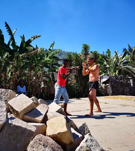 Ionuț Iftimoaie, antrenor de kickboxing în Madagascar