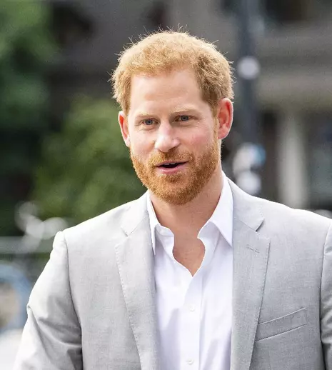 Prințul Harry a dat în judecată două tabloide britanice