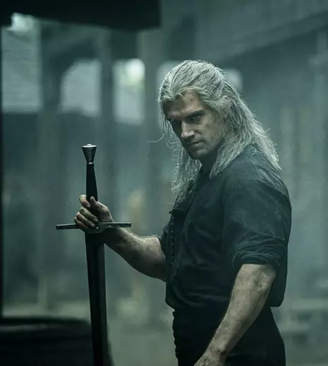 Filmările sezonului al doilea din „The Witcher” s-au întrerupt. Henry Cavill s-a accidentat