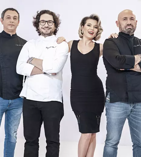 O nouă competiție între jurații Sorin Bontea, Cătălin Scărlătescu și Florin Dumitrescu. Edițiile speciale „Titani la cuțite” încep astăzi la Antena 1