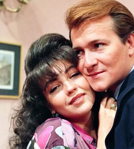 Happy Channel va difuza telenovela „Maria Mercedes”. Ce fac în prezent protagoniștii Thalia și Arturo Peniche