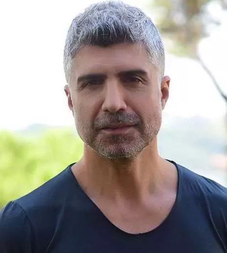 Özcan Deniz, plătit cu o sumă record pentru următorul lui serial. Cine îi va fi parteneră