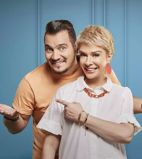Cine i-a luat locul lui Bursucu la „Teo Show”. Teo Trandafir are doi colegi noi