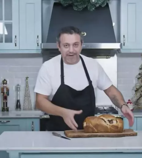 Rețeta de cozonac a lui Chef Sorin Bontea: Ingrediente, pași de preparare și secretul pentru un aluat pufos