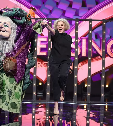 Moment fără precedent la „Masked Singer România”! De ce va urca Maia Morgenstern pe scenă