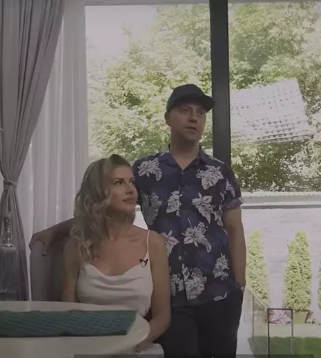 Cum arată casa lui Dan Badea (iUmor). Pe scări a expus un tablou cu o istorie interesantă