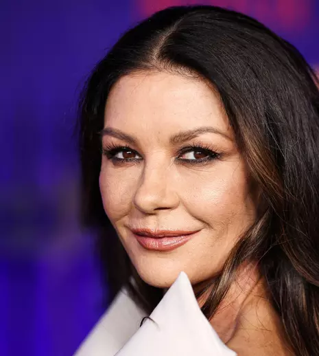 Catherine Zeta-Jones, în tocuri și fără haine, pe Instagram. Cum au reacționat fanii când au văzut imaginea