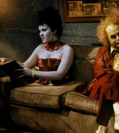 Când are premiera filmul Beetlejuice 2, regizat de Tim Burton. Cine face parte din distribuție