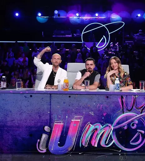 Jurații iUmor, așa cum nu i-ai mai văzut niciodată. Cum au fost transformați Delia, Cătălin Bordea, Cosmin Natanticu și Cheloo