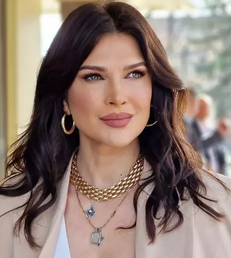 Monica Bîrlădeanu, o nouă escapadă departe de casă. Târgul de Crăciun din Viena a fermecat-o