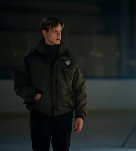 Ce spune Finn Bennett despre „True Detective: Țara nopții”. Serialul de la HBO Max a devenit un succes uriaș