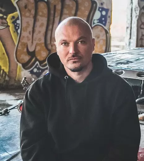 De ce Puya nu poate locui la țară, deși are casă acolo. „Cu siguranță este un loc destul de diferit”