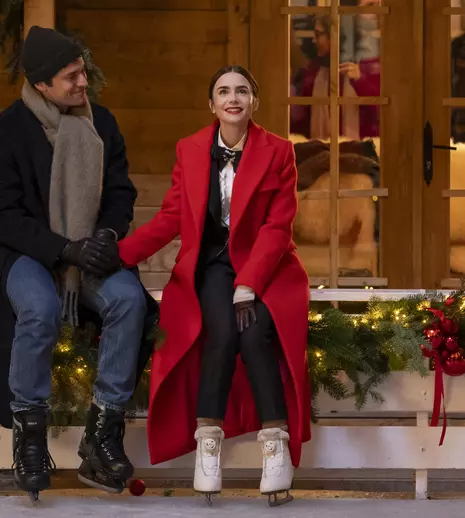 Emily in Paris revine în Franța pentru sezonul 5. Ce se întâmplă cu personajul lui Lucas Bravo în serialul de pe Netflix