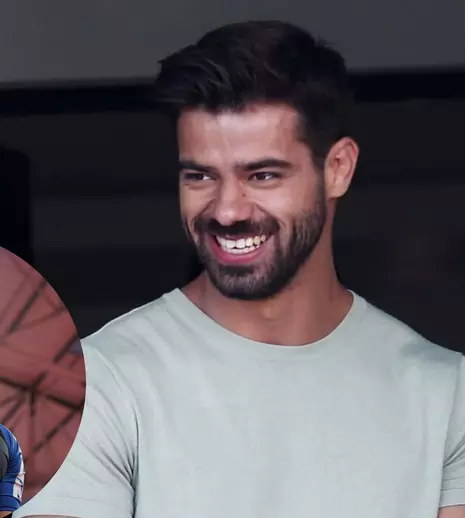 Cum arată casa în care a crescut Ștefan Floroaica. Concurentul de la „Asia Express” a avut o copilărie simplă, departe de agitația capitalei