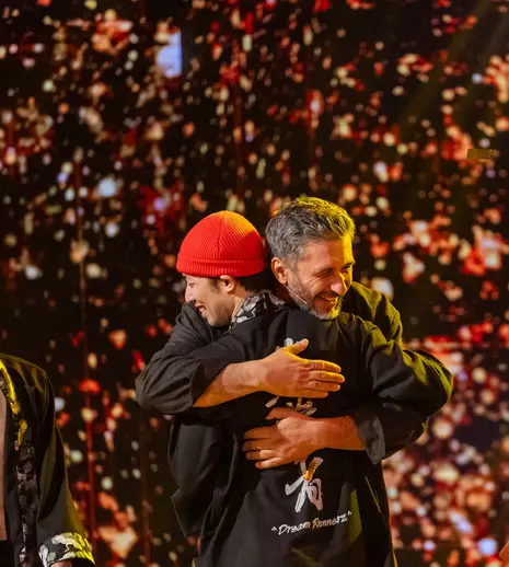 Cine sunt Dreamrunnerz. Au cucerit scena și pe Dragoș Bucur la „Românii au talent”, 28 martie 2025. „E genul de număr care poate să câștige oriunde în lume!”