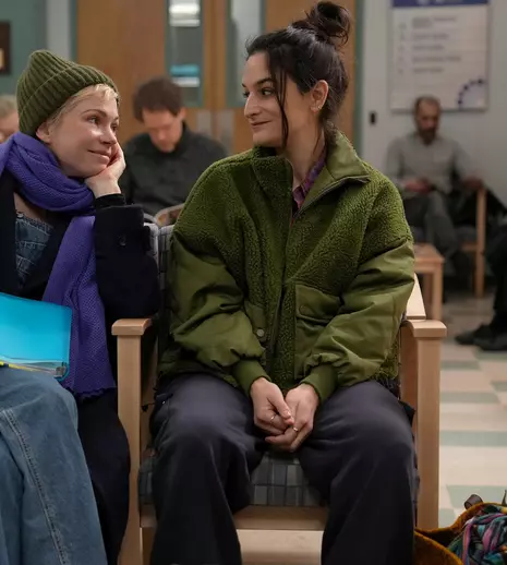 „Ultima plăcere”, noul serial emoționant cu Michelle Williams și Jenny Slate, disponibil acum pe Disney+