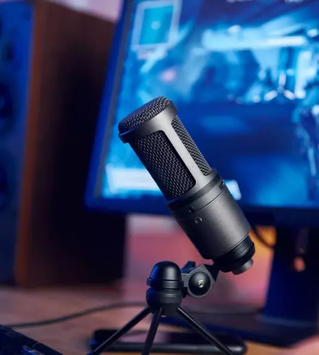 Cum alegi un microfon de gaming pentru sesiuni de streaming impecabile? 
