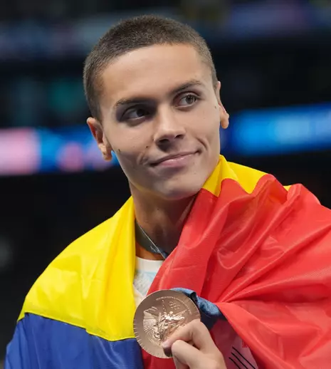 David Popovici, mesajul prin care îndeamnă românii să iasă la vot. „Pentru a câştiga o cursă, trebuie în primul rând să te prezinţi”