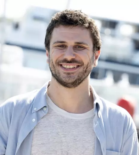 Theo Navarro-Mussy, exclus de pe covorul roșu la Cannes 2025. Acuzațiile grave care i se aduc actorului din filmul „Dossier 137”