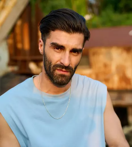 „Groapa” se adâncește în sezonul 2! Daniel Nuță face dezvăluiri despre personajul său: „Acționează mai clar”. EXCLUSIV