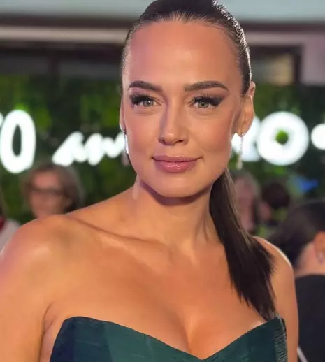 Andreea Raicu, emoții și nostalgie la aniversarea a 30 de ani de Pro TV: „M-am bucurat să iau parte la aniversarea postului unde a început călătoria mea”