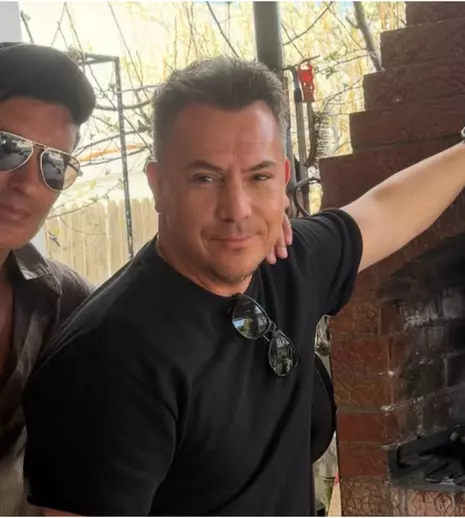 Radu Vâlcan și Răzvan Fodor, reuniune la grătar după „Insula Iubirii”. Ce au făcut cei doi prezentatori