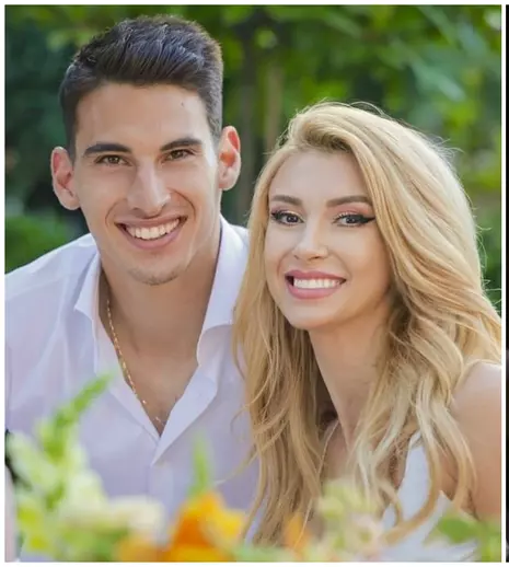 Andreea Bălan, primită cu brațele deschise în familia Cornea: Scrisoarea care i-a topit inima artistei. Ce mesaj i-au transmis socrii chiar în ziua nunții