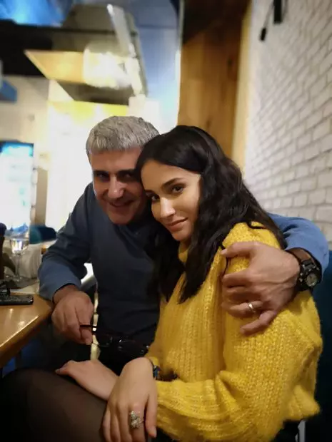 turcescu-si-fiica-465x620