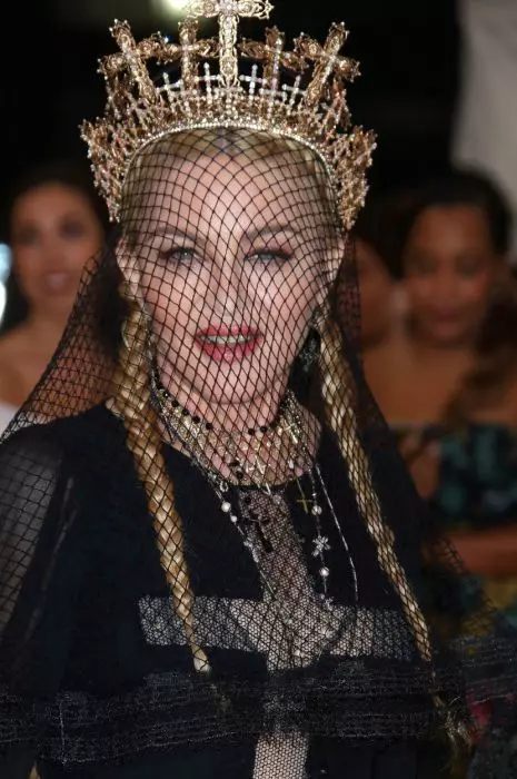 Madonna 2